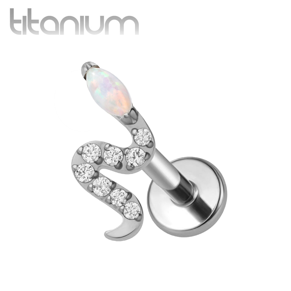 עגיל הליקס / קונץ' / פלאט מטיטניום - נחש מרקיז אופל לבן וקריסטלים לבנים